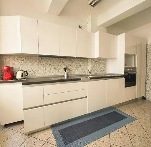 Ad Un Passo Da Piazza Del Campo Сієна